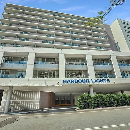 Stunning Waterfront Apartment In 5-Star Complex Cairns Exterior photo